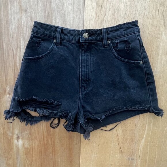 ROLLA’S DUSTERS HIGH RISE SLIM DENIM SHORTS WOMEN’S sz 26 Black Frayed Hem - Picture 1 of 13